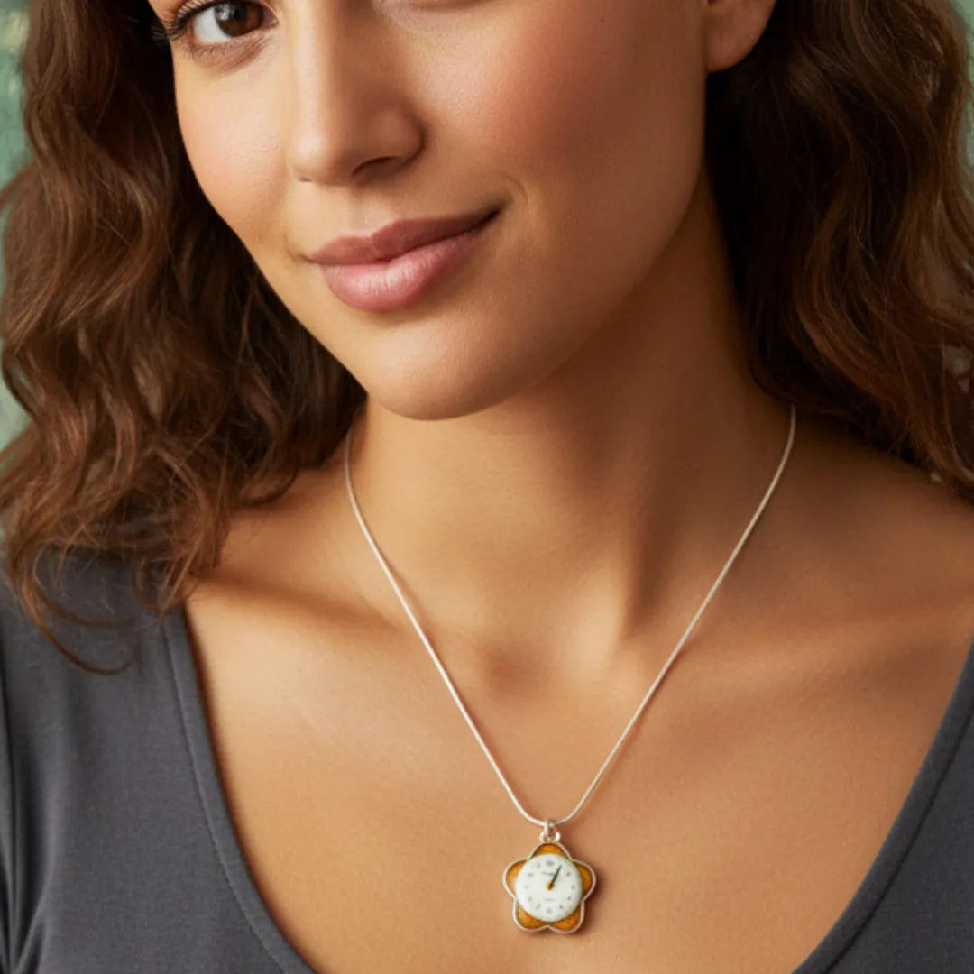 Pendentif " Fleur Rétro "