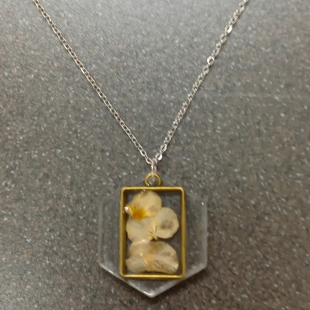 Pendentif Pensée n°6