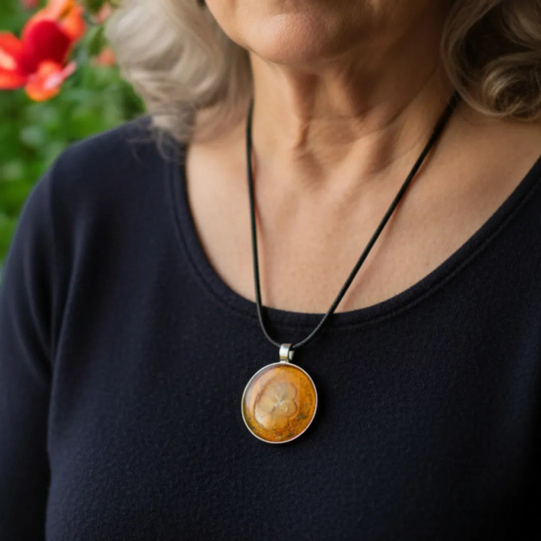 Pendentif pensée n°8