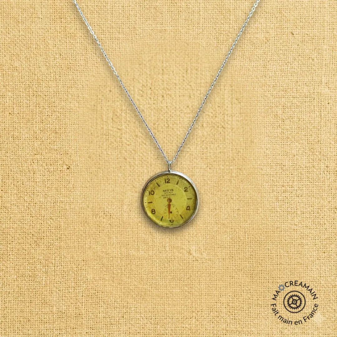 Pendentif "L'Aiguille solitaire"