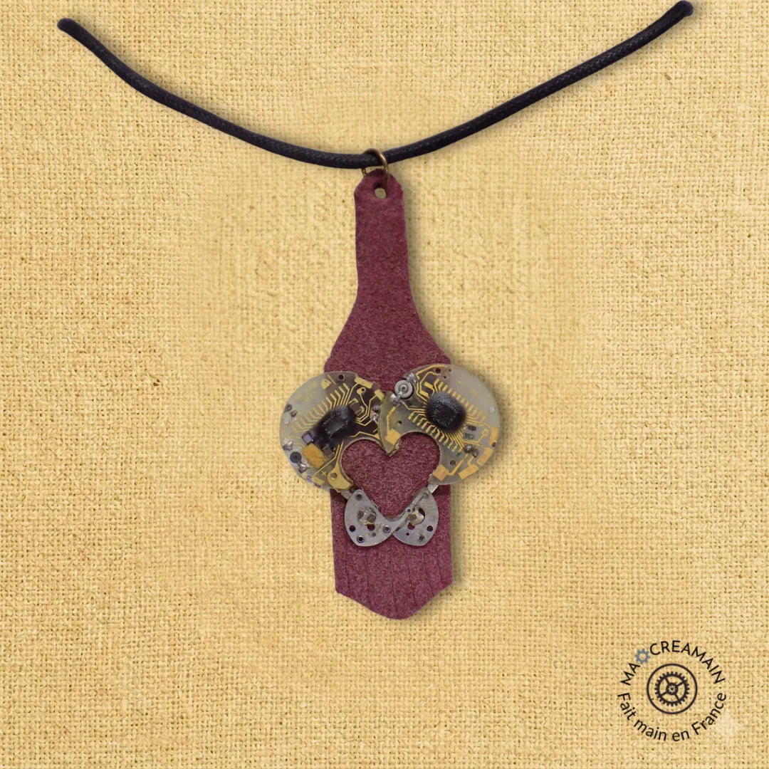 Pendentif "Cœur de Mécanique"