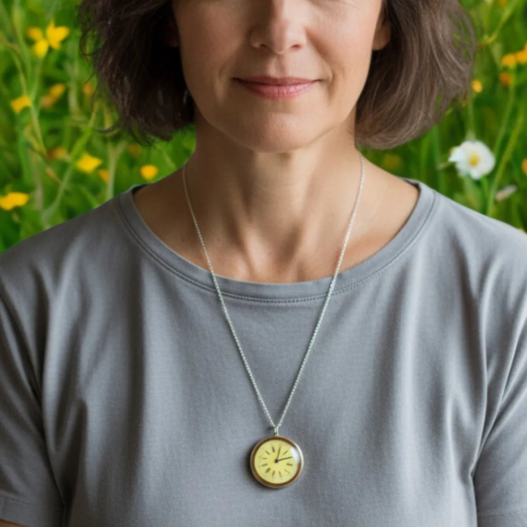 Pendentif "L'Ambre mécanique"