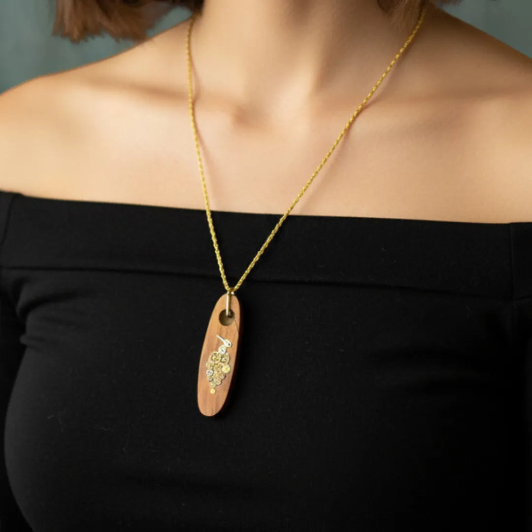 Pendentif "La Vendange Mécanique"